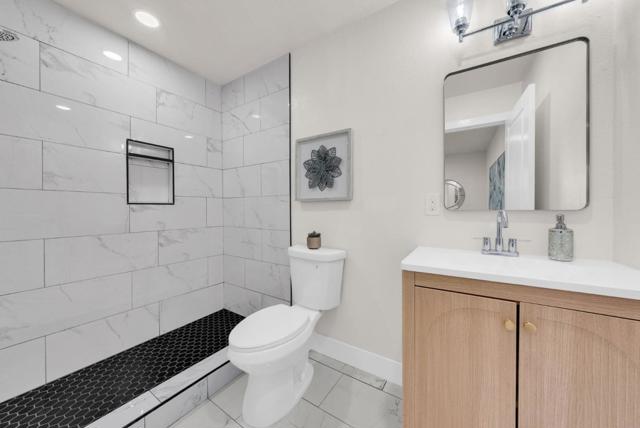 1539 E San Fernando Street, San Jose CA: https://media.crmls.org/mediaz/ae911fd1-2321-4154-91d1-45c6d9a68344.jpg