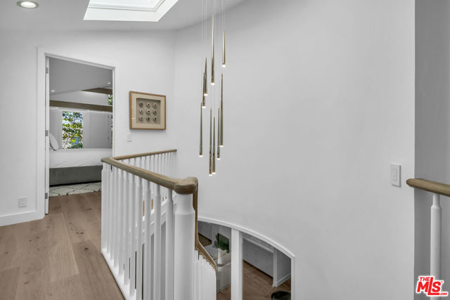 Image 20 of 43 For 2620 Grand Canal