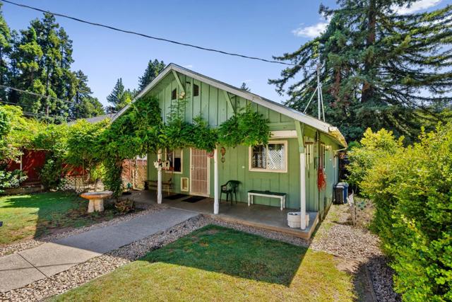 12800 Boulder Street, Boulder Creek CA: https://media.crmls.org/mediaz/ae958dd8-48b7-4847-9205-3028ab288a8b.jpg