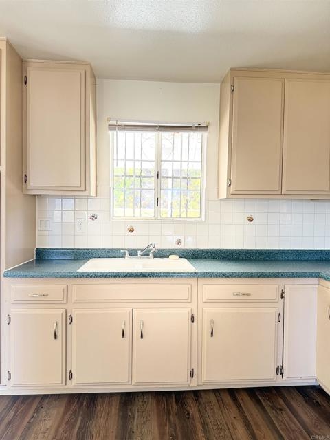 Detail Gallery Image 19 of 24 For 42 E Prospect, Chula Vista,  CA 91911 - 4 Beds | 1/1 Baths