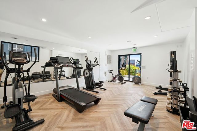 137 N Doheny Drive, West Hollywood CA: https://media.crmls.org/mediaz/ae973aed-1b9c-4e18-8569-5123971f7801.jpg