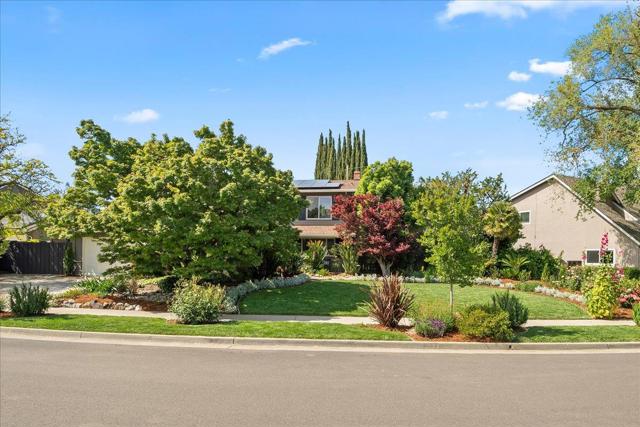 1101 Culligan Boulevard, San Jose CA: https://media.crmls.org/mediaz/ae97aff7-78b1-4342-8466-8ec5b54eb130.jpg
