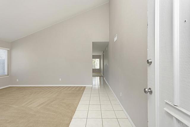 Detail Gallery Image 5 of 34 For 11123 Pisces Way, San Diego,  CA 92126 - 4 Beds | 2 Baths