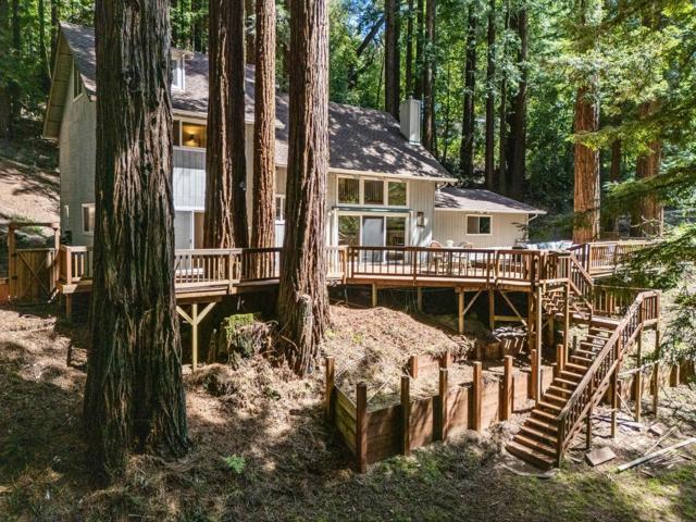 16306 Redwood Lodge Road, Los Gatos CA: https://media.crmls.org/mediaz/ae99e54f-f2bf-453a-9f54-6d156a4b1d84.jpg