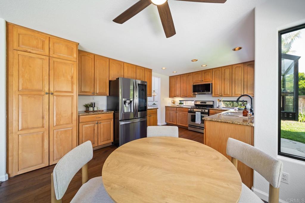 1215 Calle Ultimo - photo 10