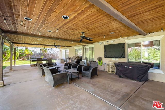 850 Ventana, Palm Springs, CA 92262