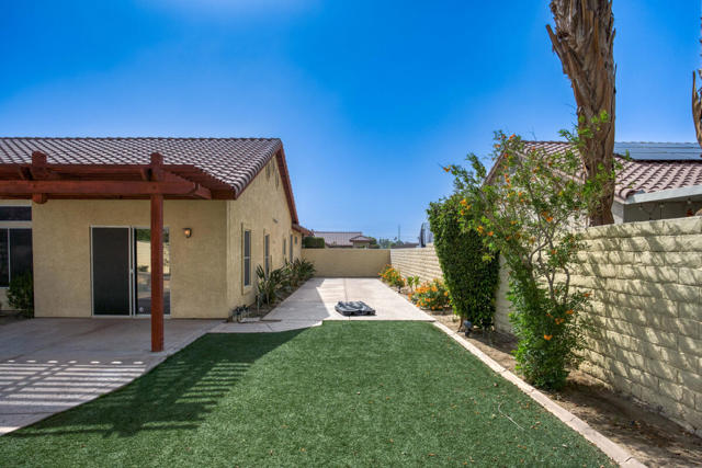 Image 44 of 49 For 44450 Ocotillo Drive