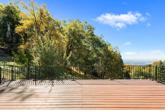 Detail Gallery Image 10 of 51 For 22209 Crestline Rd, Palomar Mountain,  CA 92060 - 3 Beds | 1/1 Baths