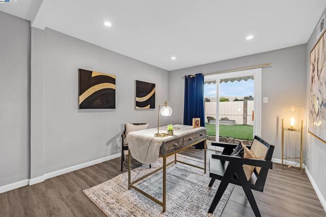 209 Mansfield Dr, South San Francisco CA: https://media.crmls.org/mediaz/ae9d0dfa-28c1-4834-9440-1d0c8c9f9fa5.jpg