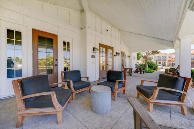 4314 Star Path Way, Oceanside CA: https://media.crmls.org/mediaz/ae9d16ea-6105-4973-bb32-ec4b46495cf7.jpg