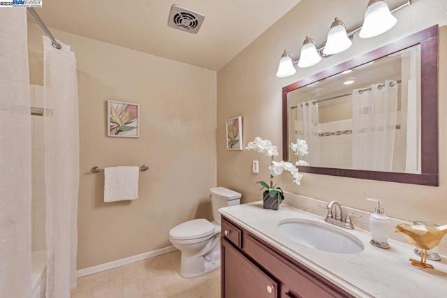 32072 Chicoine Ave, Hayward CA: https://media.crmls.org/mediaz/ae9de6ad-a807-411d-ad66-86557f3e7f0b.jpg