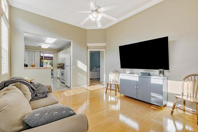 197 Summerset Drive, Brentwood CA: https://media.crmls.org/mediaz/ae9f0334-10d1-4f79-9a6e-2f85d4be14cd.jpg
