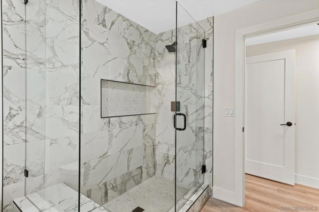 1160 Erica St, Escondido CA: https://media.crmls.org/mediaz/aea066ce-4e2f-452d-9f20-a90f4ea4e8f2.jpg