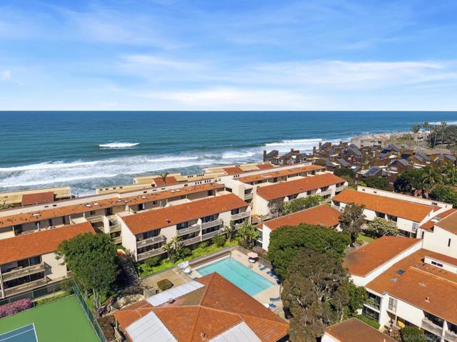 429 S Sierra Ave, Solana Beach CA: https://media.crmls.org/mediaz/aea0e3d7-003a-4912-90b5-460dd130871f.jpg