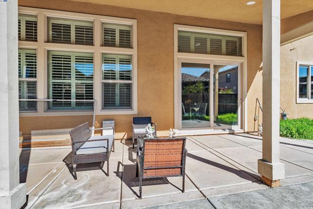 3602 Levanto Way, Manteca CA: https://media.crmls.org/mediaz/aea0f96e-f783-47a6-b051-e3d499f24709.jpg