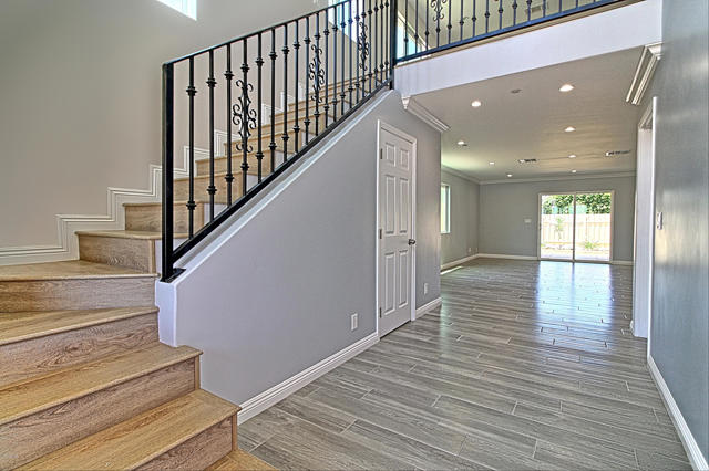159 S Hayes Avenue, Oxnard CA: https://media.crmls.org/mediaz/aea29d6c-fd4e-424d-b70f-a8d3c5e3d9f1.jpg