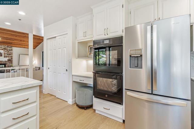 38 Sanders Ranch Rd, Moraga CA: https://media.crmls.org/mediaz/aea5805b-7114-4f0e-a2d6-1816ee1c4d49.jpg