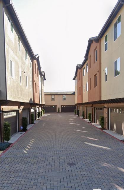 Detail Gallery Image 4 of 36 For 2860 Athens Rd #12,  Chula Vista,  CA 91915 - 4 Beds | 3/1 Baths