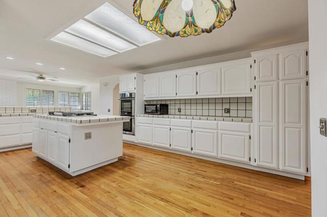 7609 Santa Paula Drive, Gilroy CA: https://media.crmls.org/mediaz/aea6d9a6-6514-4bf1-b0f6-23c4e864a237.jpg