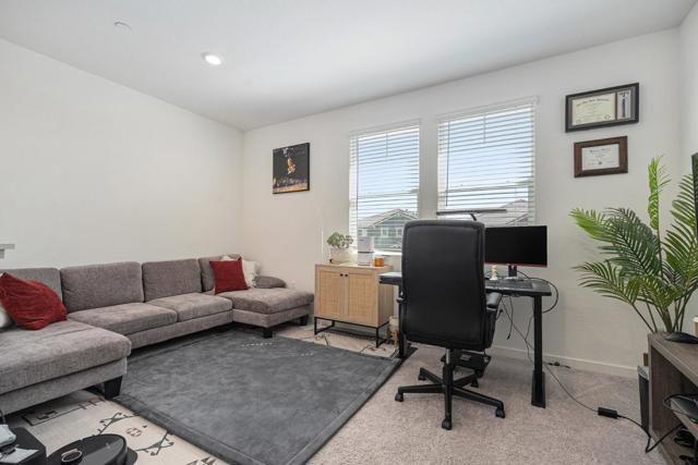 5485 Spring Mountain Lane, Antioch CA: https://media.crmls.org/mediaz/aea8afcc-34dd-4740-8158-1d8d16b3c63e.jpg