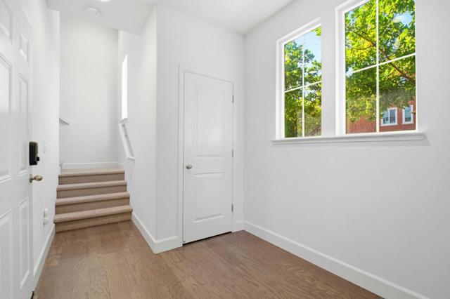 5724 Pandorea Terrace, Newark CA: https://media.crmls.org/mediaz/aeab1e98-f573-43d2-94b4-2cbb9c62267b.jpg