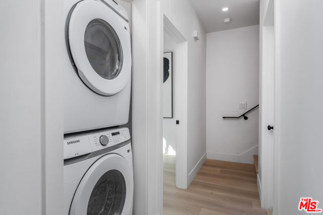 5832 David Avenue, Culver City CA: https://media.crmls.org/mediaz/aeab5016-12ee-473e-85a7-8c258d9701fe.jpg