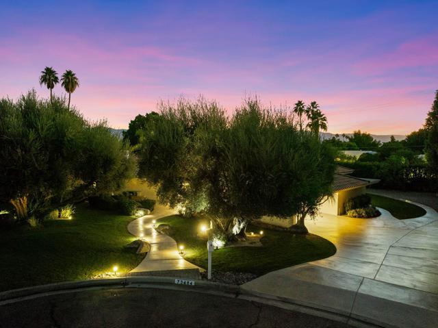 73484 Goldflower Street, Palm Desert CA: https://media.crmls.org/mediaz/aead4c5c-8995-4d0c-8708-b0a99a06da20.jpg