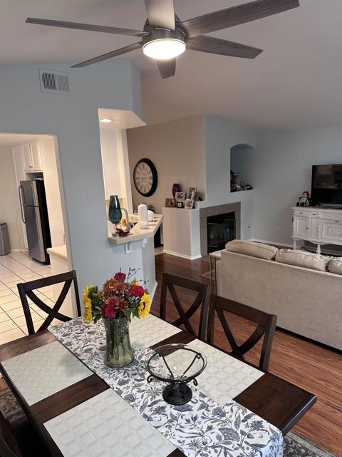 Detail Gallery Image 4 of 17 For 2547 La Costa Ave, Chula Vista,  CA 91915 - 2 Beds | 2 Baths