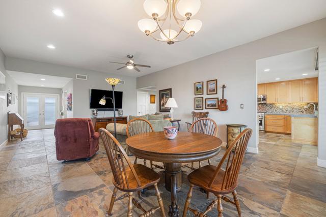 44 San Sebastian Drive, Rancho Mirage CA: https://media.crmls.org/mediaz/aeb0fd28-8434-4517-a449-9098a636e789.jpg