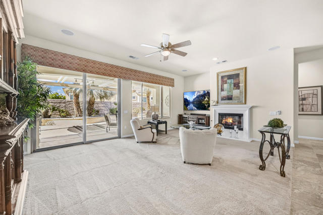 81554 Avenida Sombra, Indio CA: https://media.crmls.org/mediaz/aeb0ff61-98e7-41b5-aac3-39a0bb8d80bc.jpg