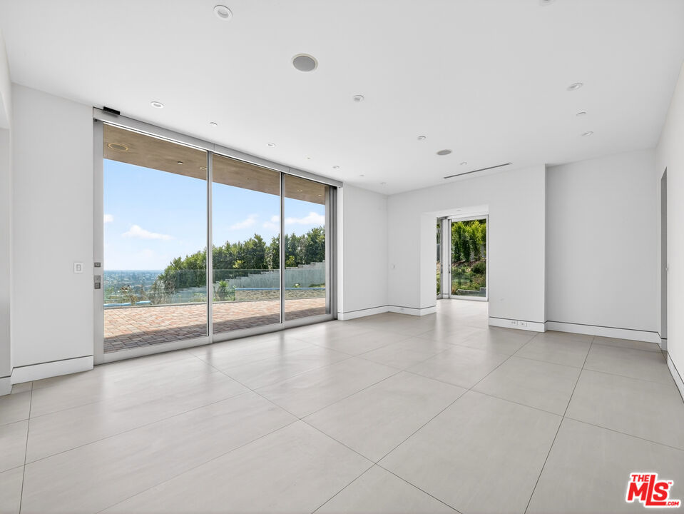 MLS #26986619 image #25