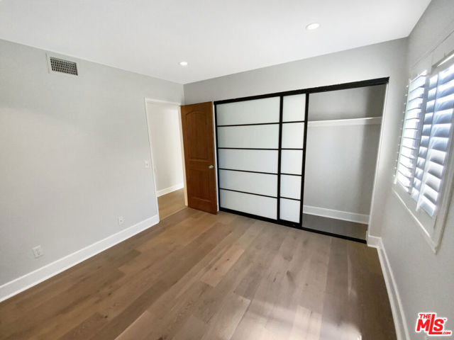 5996 Birdie Drive, La Verne CA: https://media.crmls.org/mediaz/aeb238a8-49d0-4d38-8f4d-8d23d26842ce.jpg