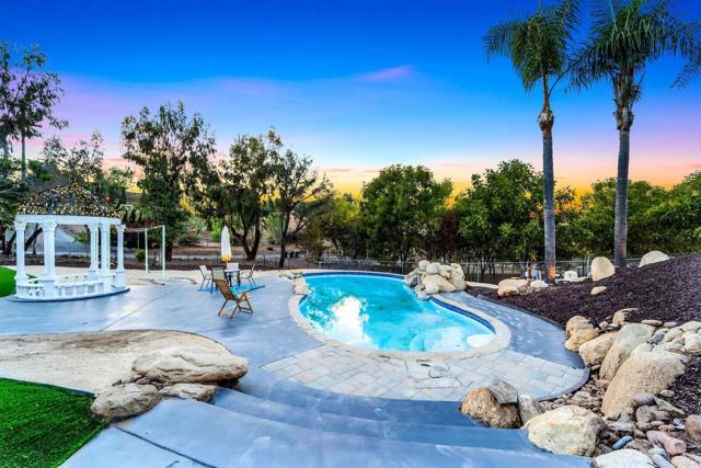 Detail Gallery Image 40 of 75 For 3065 Fairview Dr, Vista,  CA 92084 - 4 Beds | 3 Baths