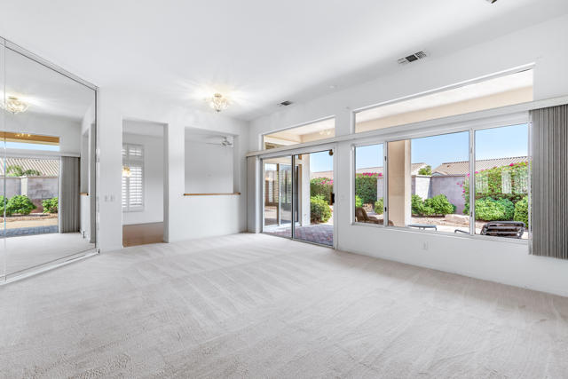 78626 Blooming Court, Palm Desert CA: https://media.crmls.org/mediaz/aeb409c0-fda7-4b40-832a-1e0950f02671.jpg