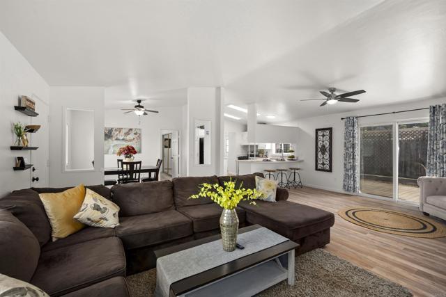8620 Atlas View Drive, Santee CA: https://media.crmls.org/mediaz/aeb4a029-8a6d-4129-a581-6f6e3bbccb10.jpg