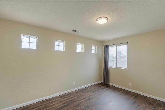 Image 22 of 33 For 1910 Burgundy Way