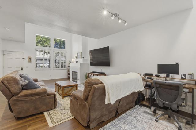 Detail Gallery Image 10 of 29 For 1365 Callejon Cervantes #135,  Chula Vista,  CA 91910 - 2 Beds | 2/1 Baths