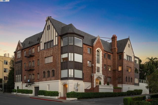 5301 Broadway Terrace  8