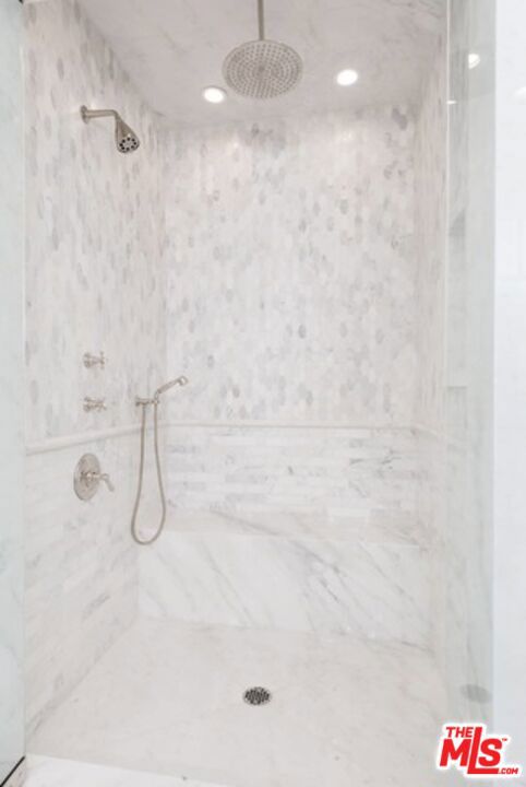 10338 Keswick Avenue, Los Angeles CA: https://media.crmls.org/mediaz/aeb6276a-c886-459a-8337-6ba2cca077f5.jpg