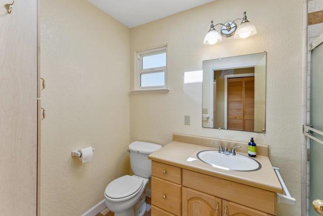 825 Skyward Drive, Aptos CA: https://media.crmls.org/mediaz/aeb64460-1507-4ecd-b94b-d6ff6b6bd54f.jpg