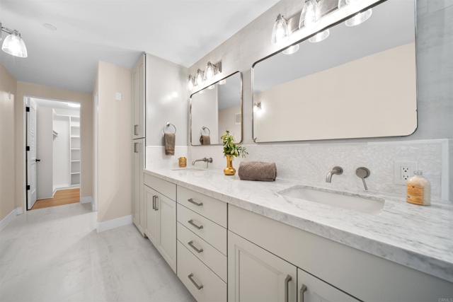 812 N Cleveland Street, Oceanside CA: https://media.crmls.org/mediaz/aeb69781-46ba-4058-bd88-1273e1aa531c.jpg
