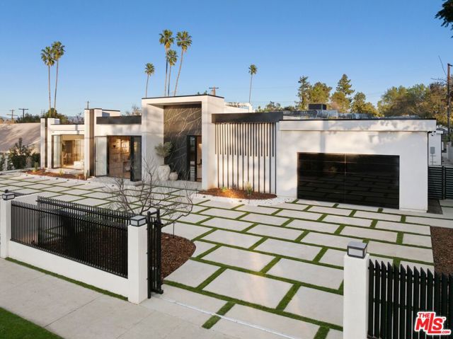 Image 39 of 43 For 5200 Oakdale Avenue