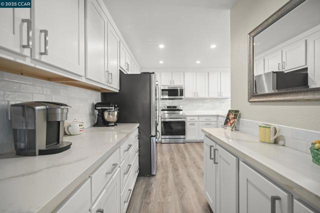 3019 Tahoe Pl, San Ramon CA: https://media.crmls.org/mediaz/aeb8e852-36f9-4e2c-8997-3eba7c7e47c6.jpg
