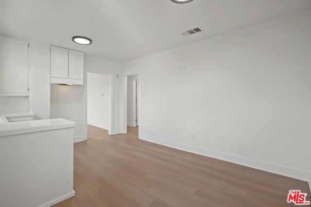 1563 E Elizabeth Street, Pasadena CA: https://media.crmls.org/mediaz/aeb96bf2-ff97-4b32-8512-6fcb58f383a5.jpg