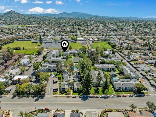 1817 E Grand ave, Escondido CA: https://media.crmls.org/mediaz/aeba4dea-9f2a-45b6-bfba-6169941a842b.jpg