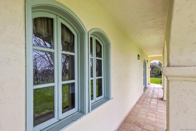 24943 N McIntire Road, Clements CA: https://media.crmls.org/mediaz/aebe6d72-d3e8-4c22-8299-14e2f40eccfb.jpg