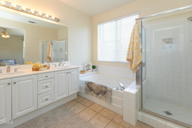 Detail Gallery Image 24 of 33 For 395 via Cantilena, Camarillo,  CA 93012 - 3 Beds | 2/1 Baths