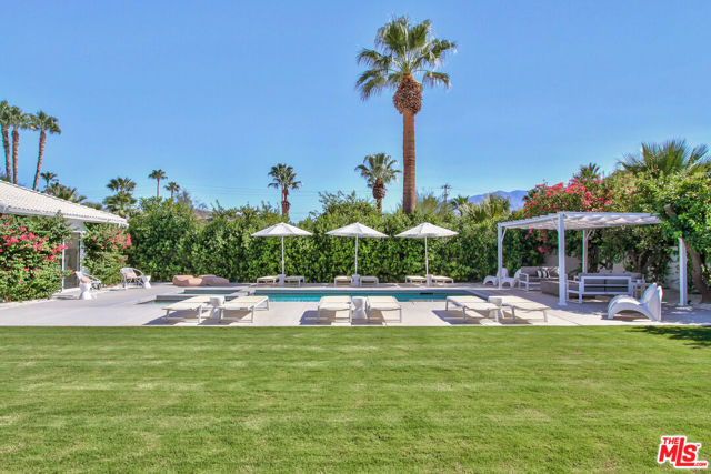 678 S Thornhill Road, Palm Springs CA: https://media.crmls.org/mediaz/aec14472-7be0-4454-9706-1b7c795686bc.jpg