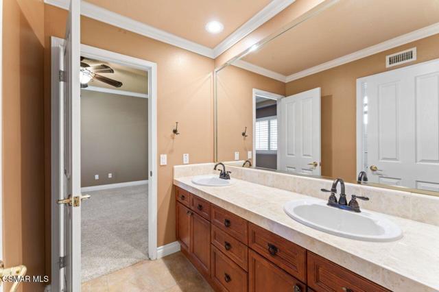 64 Highland Road, Simi Valley CA: https://media.crmls.org/mediaz/aec165f6-1a9a-4f8b-9993-42b0ca13ebf9.jpg