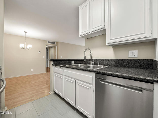 Detail Gallery Image 12 of 39 For 4499 via Marisol #217,  Los Angeles,  CA 90042 - 2 Beds | 2 Baths